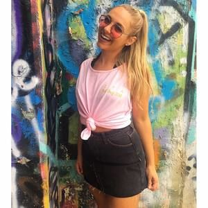 Meet your Posher, Marielle